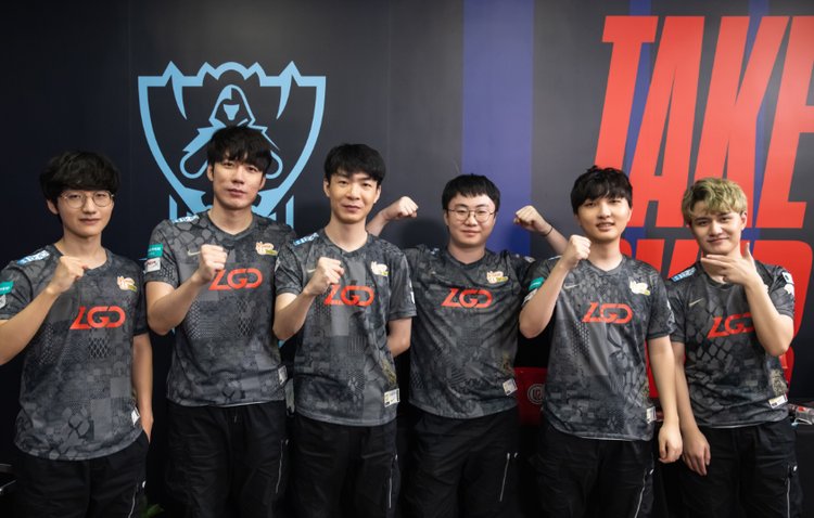 詹姆斯的职 詹姆斯的职