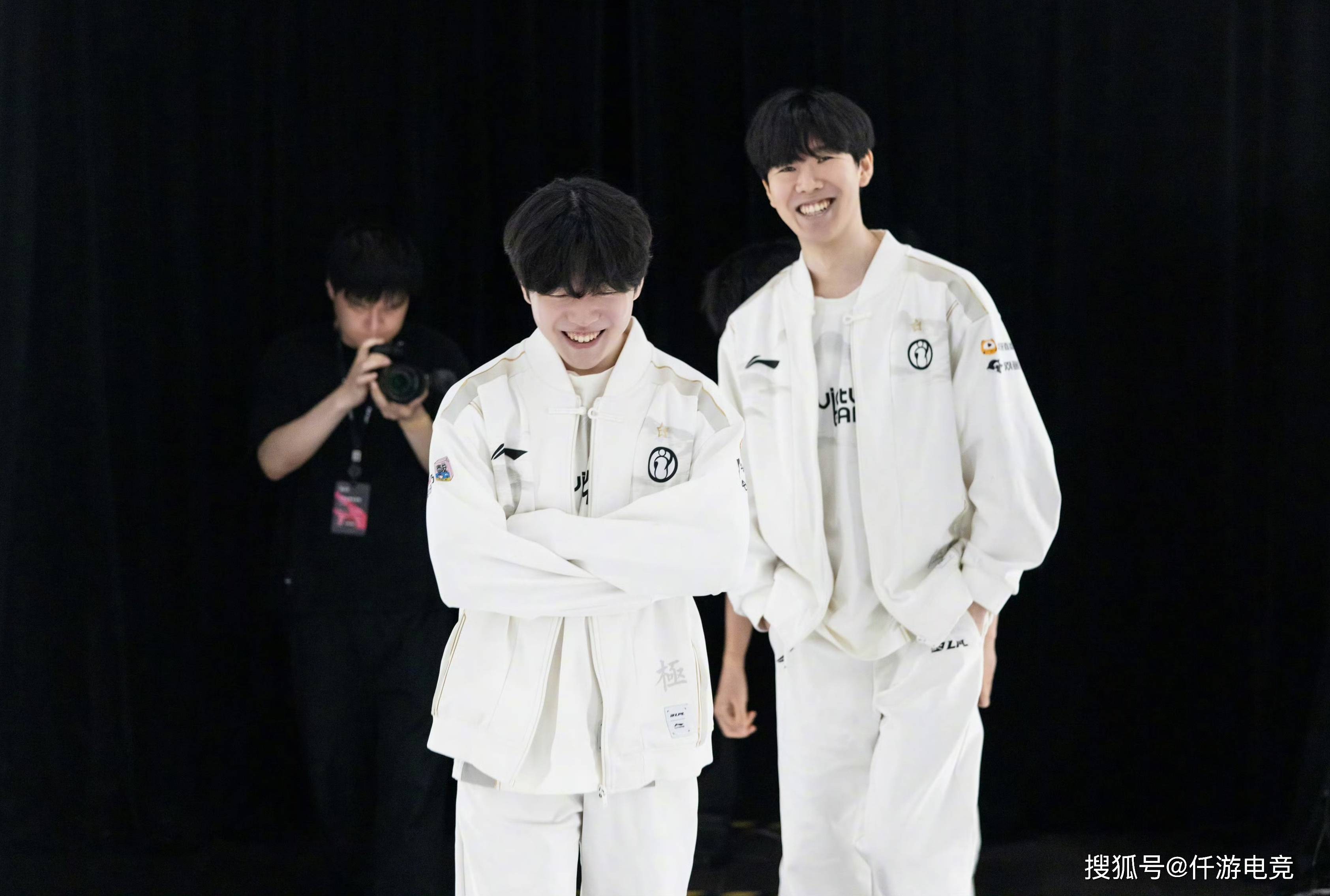 他们可以更 他们可以更