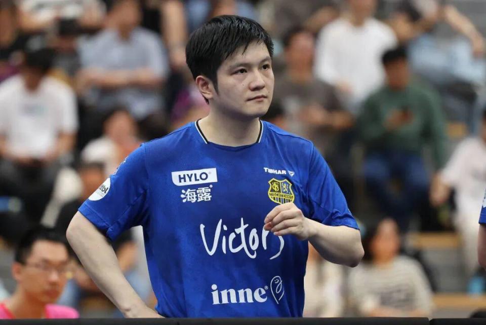 向总冠军发 向总冠军发