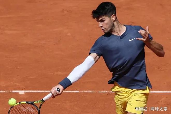 的运动员形 的运动员形